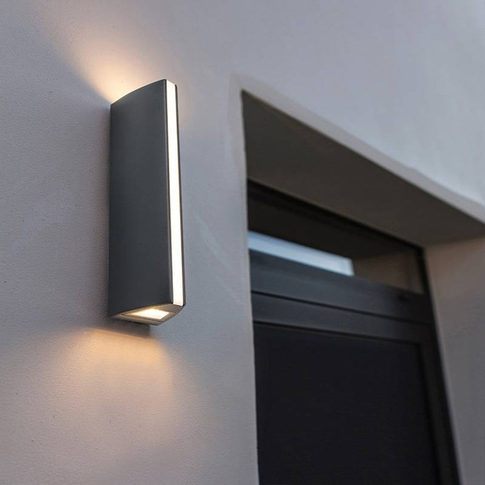 Aplique de Pared Exterior Diseño – Resistente al Agua IP65, LED Integrado