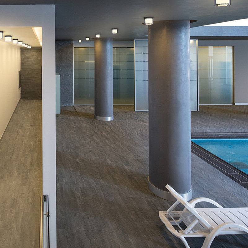 Aplique de Pared Exterior LuxLumé® – Diseño Moderno en Metal y Acrílico