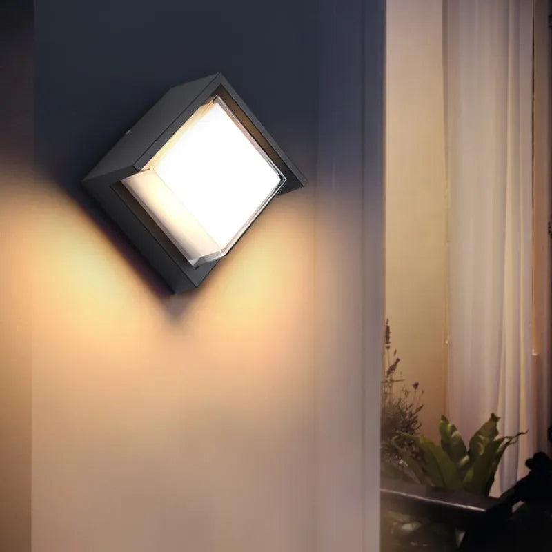 Aplique de Pared Exterior LumiGlo® – Diseño Moderno e Impermeable IP65