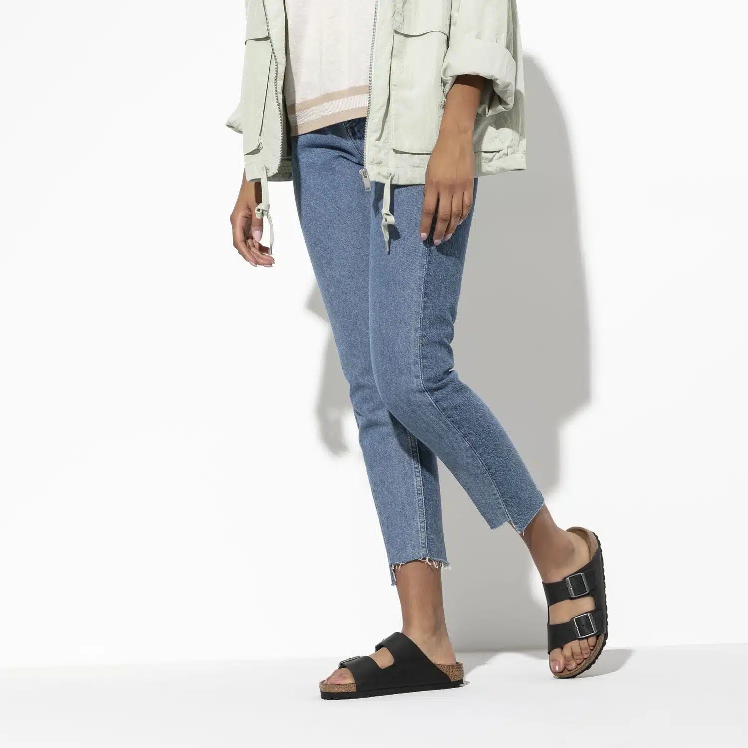 Sandalias Negras - Comodidad y Elegancia