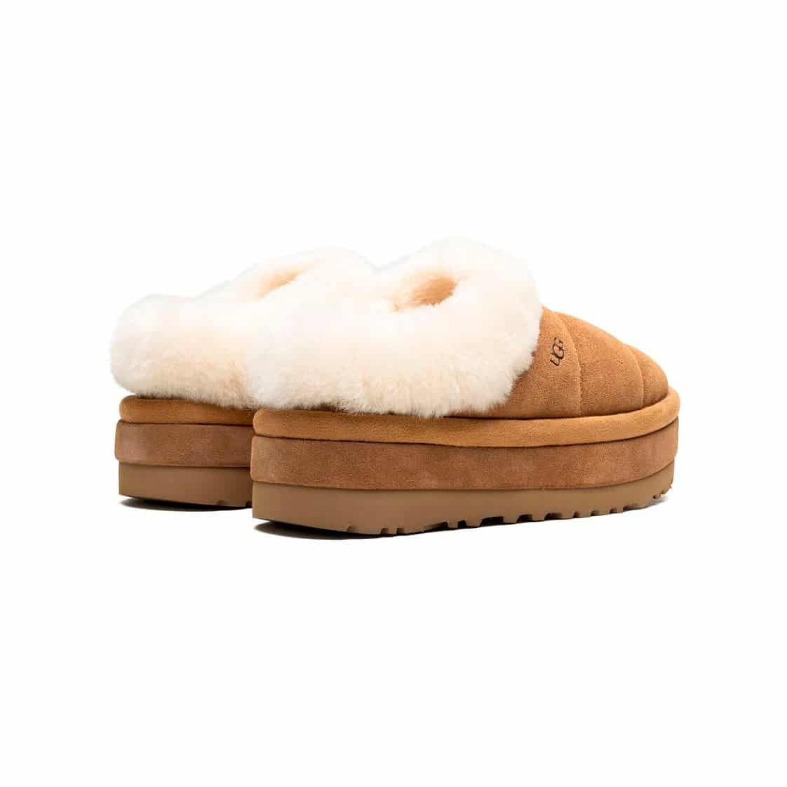 Pantuflas UGG Maxi Curly con Plataforma Castagna