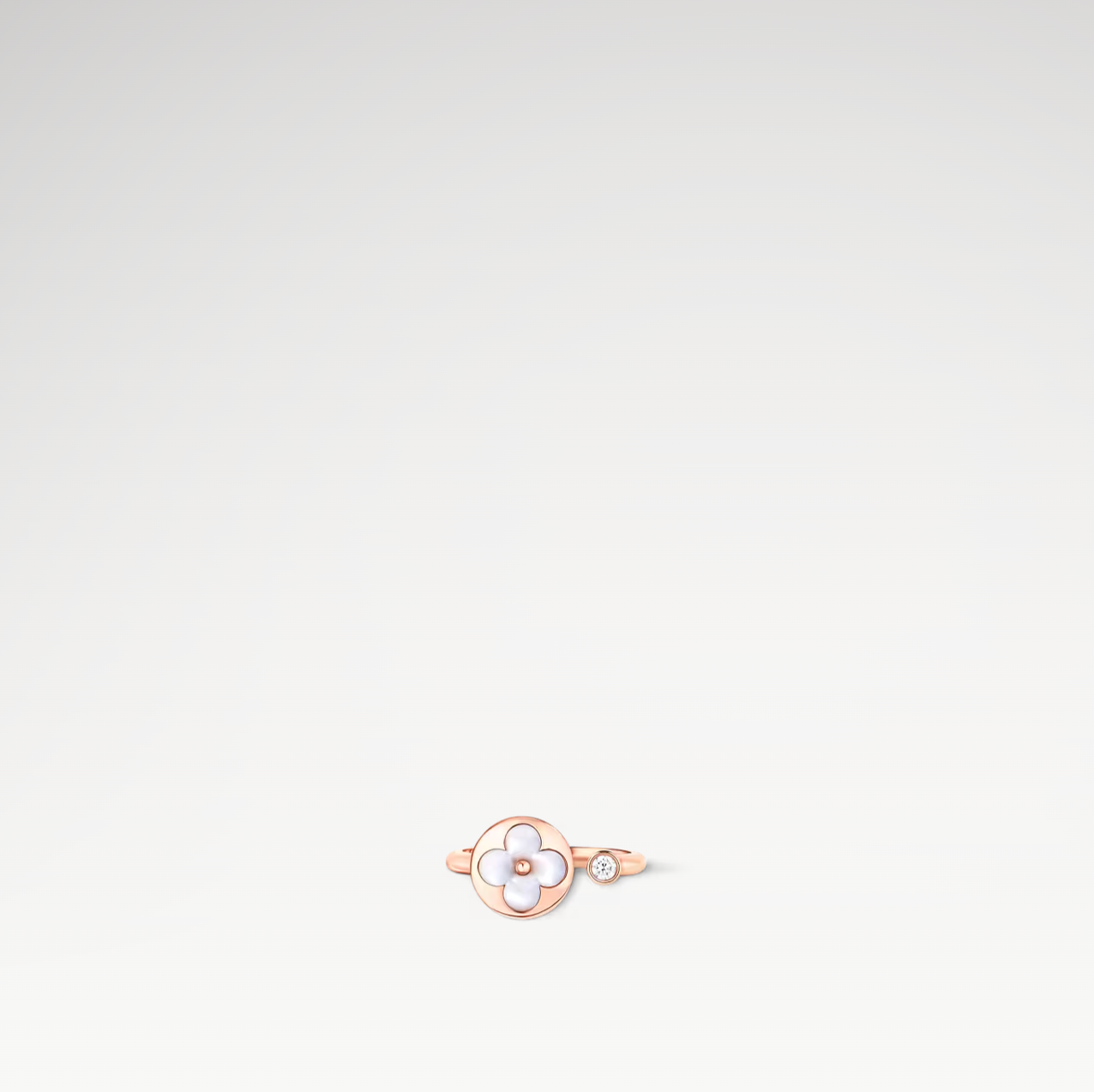 anillo flor, anillo floral, anillo elegante, anillo delicado, anillo femenino, anillo apilable, anillo de plata, anillo redondo, anillo diamante, joyería floral, anillo de diseño, anillo moderno, anillo sofisticado, anillo minimalista, anillo para mujer, anillo de lujo, anillo versátil, anillo blossom, accesorio elegante, joyería femenina