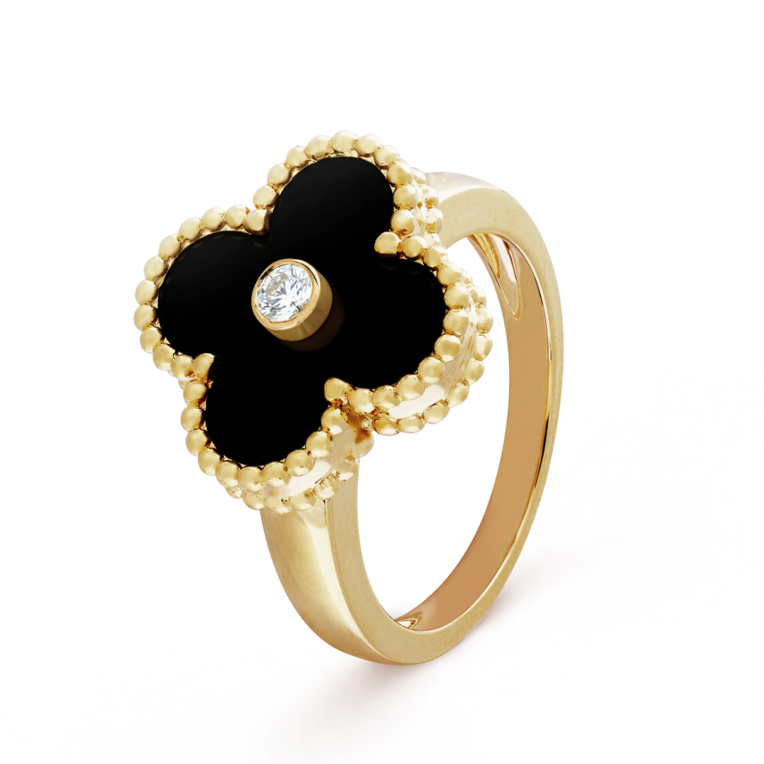 anillo quadrifoglio, anillo trébol, anillo de la suerte, anillo elegante, anillo de plata, anillo para mujer, joyería cuadrifoglio, anillo minimalista, anillo refinado, anillo versátil, anillo dorado, anillo de moda, anillo Dépaysement, c